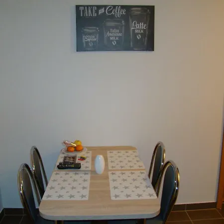 Orle 公寓 耶莱尼亚古拉